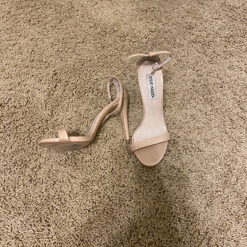 Skinny Nude Heels
